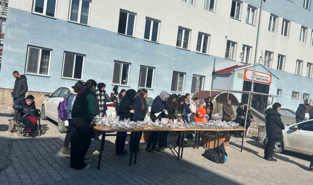 Cumhuriyet Anadolu Lisesi&#039;nde acı kayıp: Tarih Öğretmeni Rukiye Saklı vefat etti