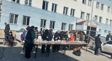 Cumhuriyet Anadolu Lisesi'nde acı kayıp: Tarih Öğretmeni Rukiye Saklı vefat etti