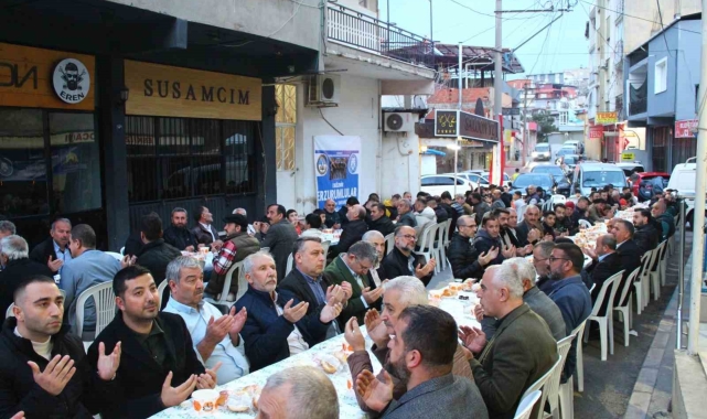 Dadaşlar geleneksel iftar yemeğinde buluştu
