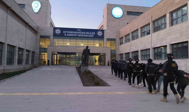 DEAŞ operasyonu: 9 gözaltı
