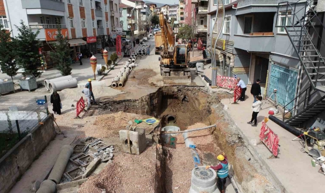 Denizciler Caddesi'nde altyapı çalışmalarının yüzde 55'i tamamlandı