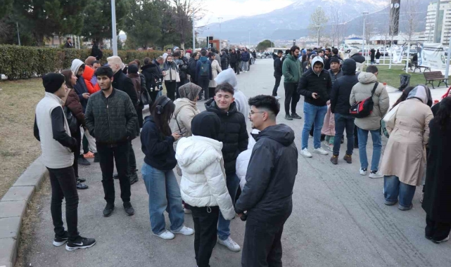 Denizli OSB her akşam 3 bin öğrenciyi geleneksel iftar sofrasında buluşturuyor