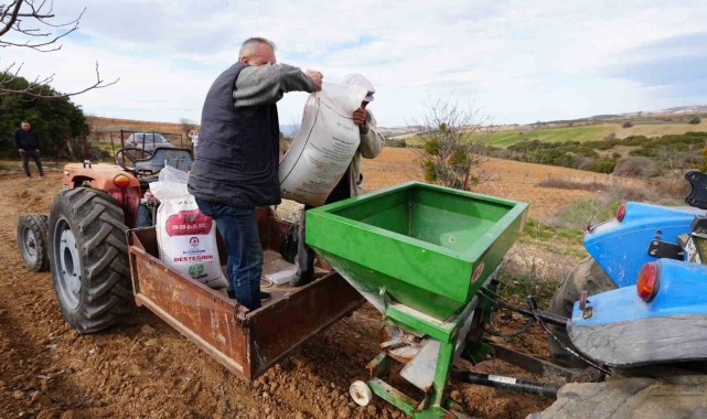Denizli'de 542 çiftçiye 75 bin 100 kilogram gübre desteği sağladı
