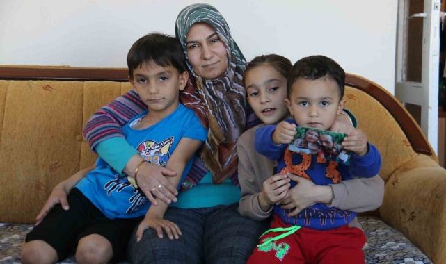 Depremde tüm yakınlarını kaybetti, çocuklarına hem anne hem baba oldu