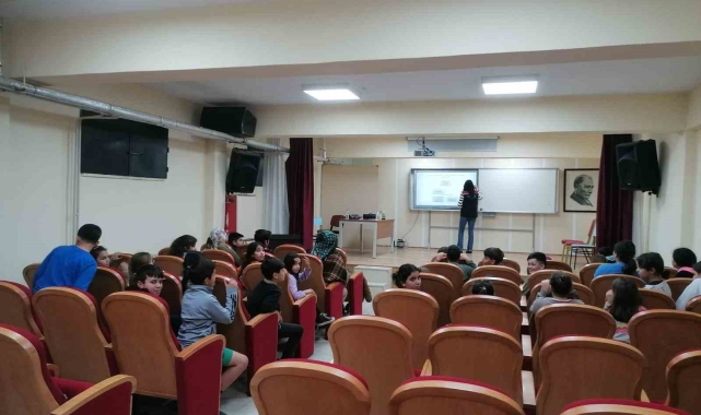 Didim'de öğrencilere gıda okuryazarlığı eğitimleri verildi