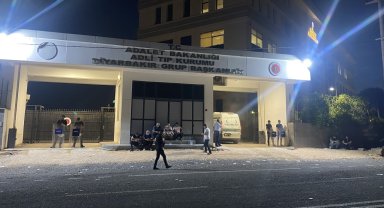 Diyarbakır'da bir kadın evinde ölü bulundu, kocası gözaltına alındı