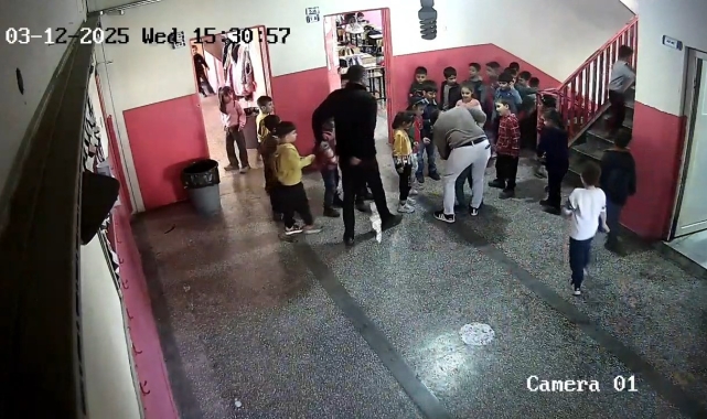 Diyarbakır'da boğazına şeker kaçan çocuk Heimlich manevrasıyla kurtarıldı