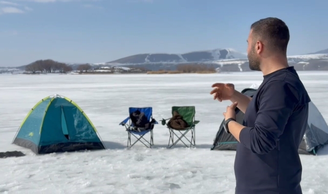 Donan Nazik Gölü&#039;nde kamp keyfi