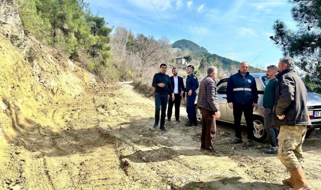 Durağan'da dere ıslahı ve yol genişletme çalışmaları yapılıyor