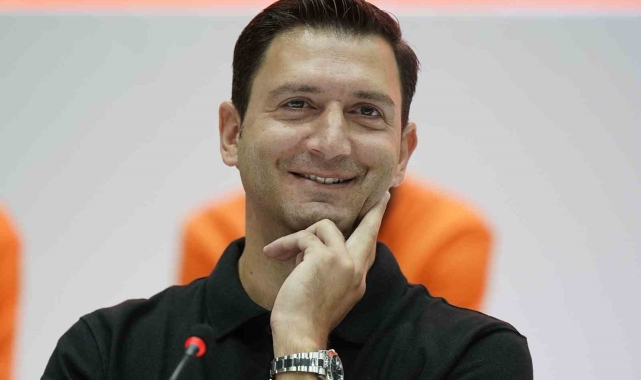 Eczacıbaşı Dynavit'te Ferhat Akbaş ile yollar ayrıldı
