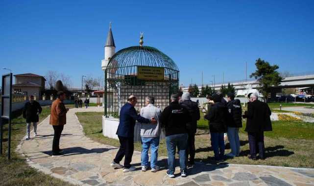 Edirne'de gün yüzüne çıkarılan Muhammed Bin Kutbüddîn İznîkî Hazretlerinin türbesine ziyaretçi akını