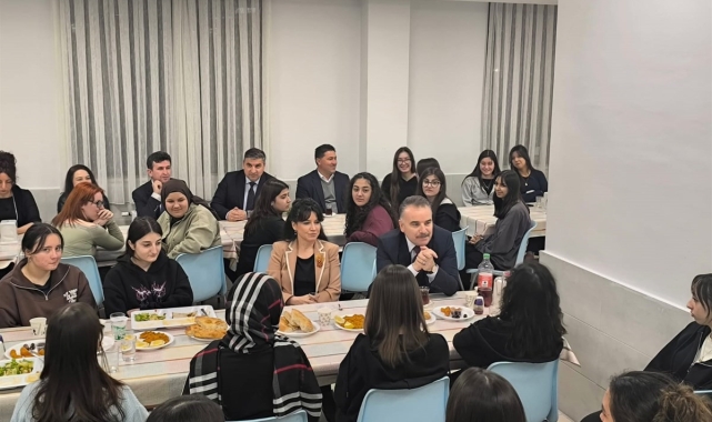 Edremit'te "İftarda Konuşalım" programı düzenlendi
