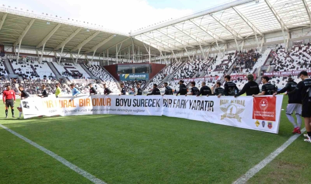 Elazığ İl Emniyet Müdürlüğünden "bir kural bir ömür" farkındalık etkinliği