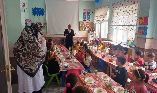 Emet ilçe Müftülüğünden çocuklara yönelik "Tekne Orucu" programı