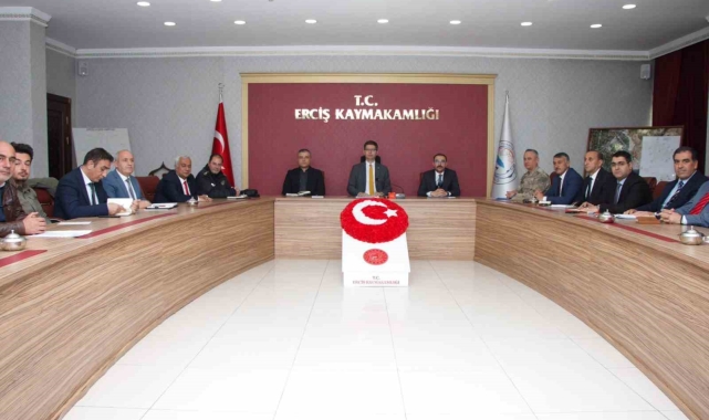 Erciş'te "Uluslararası İnci Kefali Göçü Kültür ve Sanat Festivali" hazırlık toplantısı yapıldı