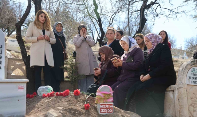 Erkek arkadaşı tarafından başından vurularak öldürülmüştü: 8 Mart Dünya Kadınlar Gününde anıldı