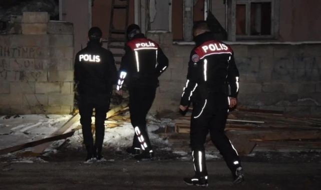 Erzincan'da aranması bulunan 11 şahıs yakalandı