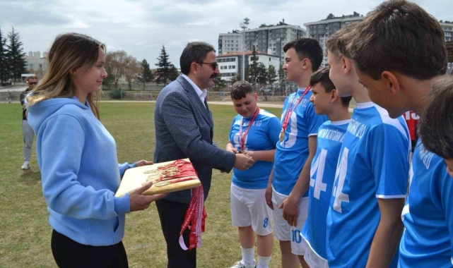 Eskişehir'de Okul Sporları Ragbi İl Birinciliği sona erdi