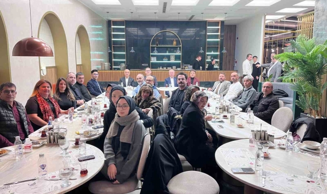 Eskişehir'de Vali Yardımcısı Oğuz Şenlik'in katılımıyla iftar yemeği düzenlendi