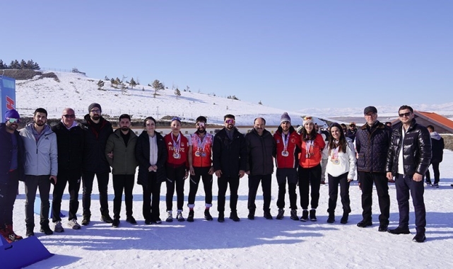 ETÜ Biathlon Türkiye Şampiyonası'ndan 10 madalya ile döndü