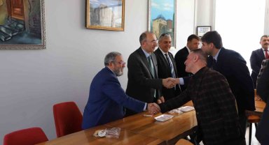 FÜ'de bayramlaşma töreni