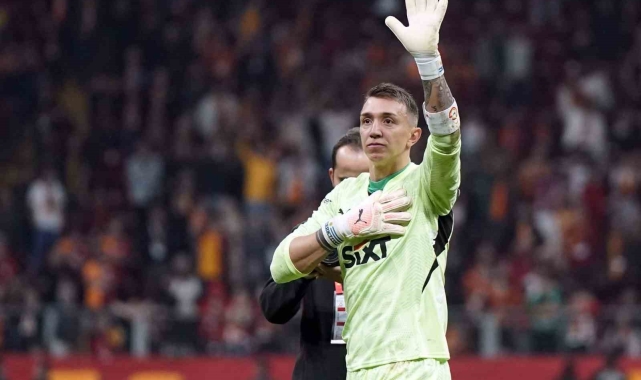 Galatasaray bu sezon ligde 9. kez kalesini gole kapadı