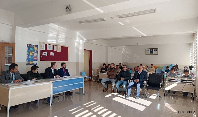 Gerze Müftülüğünden güzel şiir okuma yarışması