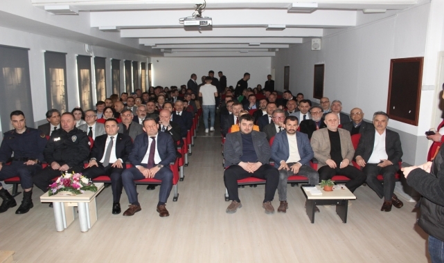 Giresun'da İstiklal Marşı'nın Kabulü ve Mehmet Akif Ersoy'u Anma Günü kutlandı