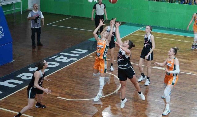 Gürespor Kadın Basketbol Takımı, 8 Mart'ta şampiyonluğunu ilan etti