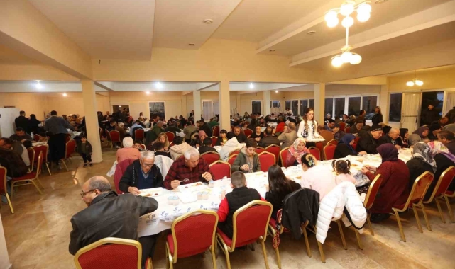 Güzelbahçe Belediyesinden evlere iftar servisi