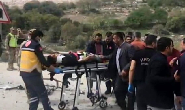 Hafriyat kamyonu ile otomobil çarpıştı: 1 ölü, 1 ağır yaralı