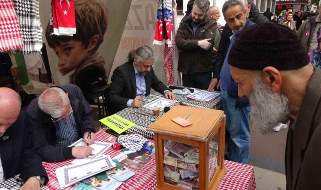 Hat sanatı ile Gazze'ye yardım topladılar