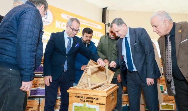 Hükümlülerin ürettiği kovanlar üreticilere dağıtıldı