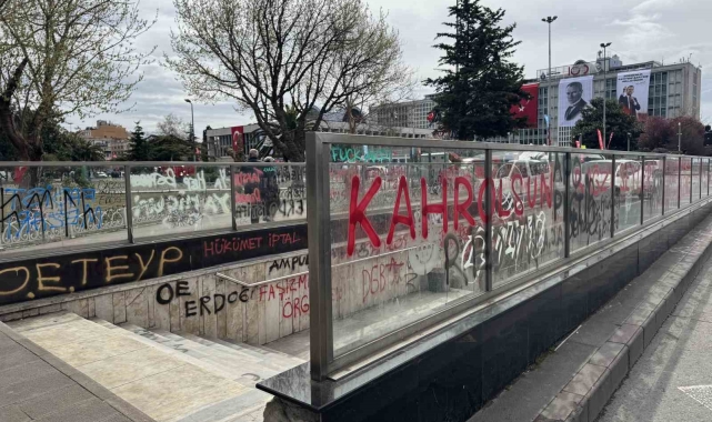 İBB protestocuları milli ve dini değerleri hiçe saydı