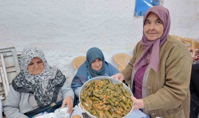 İftar yemeği her akşam bir aileden