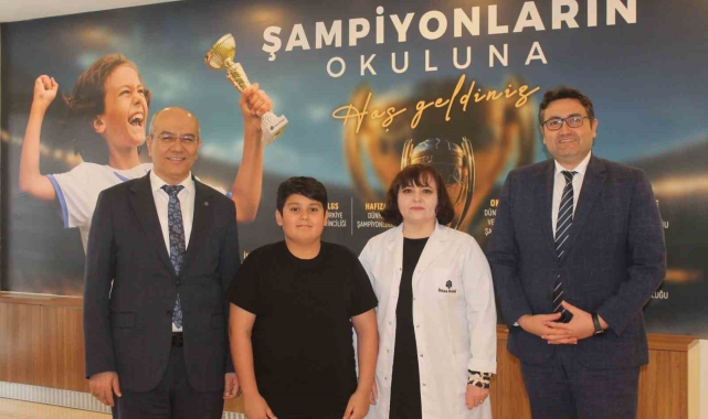 İhlas Koleji öğrencisi, TÜBİTAK Resim Yarışması'nda Türkiye 2'ncisi oldu