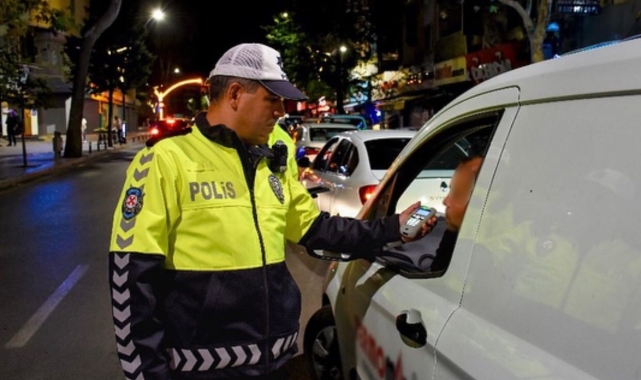 Isparta'da 1 saatte toplam 87 şahıs 57 araç denetlendi