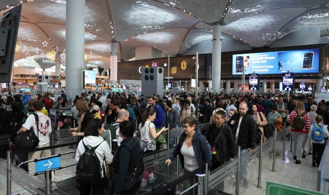 İstanbul Havalimanı'nda bayram yoğunluğu