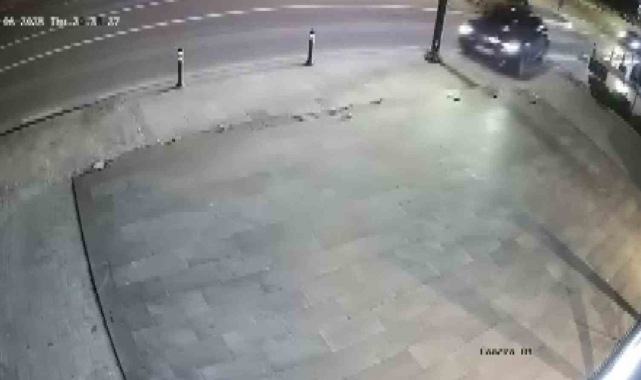 Kadıköy'de tehlikeli cadde: Aynı noktada sürekli kaza oluyor