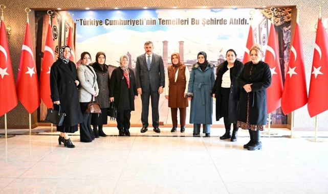 Kadın Meclisi'nden Vali Mustafa Çiftçi'ye ziyaret