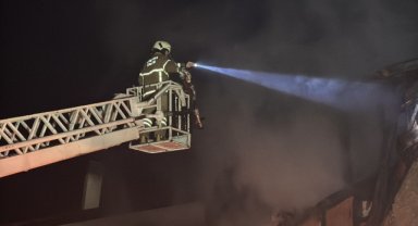 Karabük'te 2 evde çıkan yangın söndürüldü