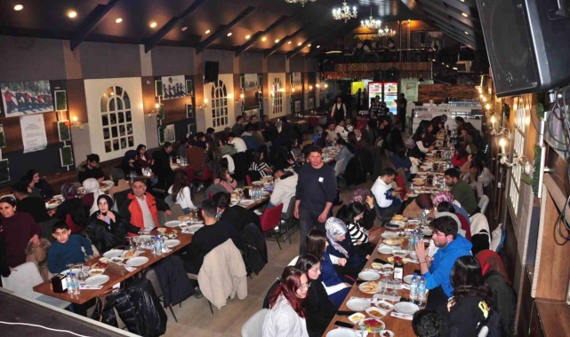 Kars'ta 10 bin aileye ramazan desteği