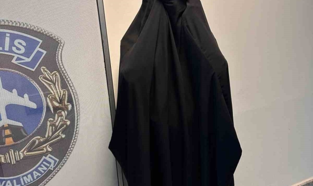 Kars&#039;ta suç makinesi şahıs kadın kılığında yakalandı