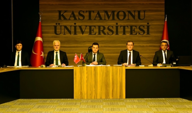 Kastamonu Üniversitesi Senatosu, akademik performans ve 2025 hedeflerini değerlendirdi