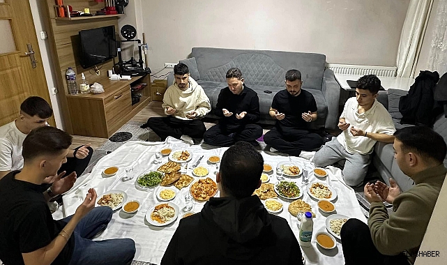 Kaymakam Çelik, öğrencilerin iftar sofrasına konuk oldu 