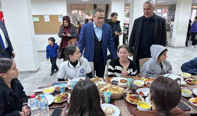 Kaymakam Memiş, İmam Hatiplilerle iftarda buluştu