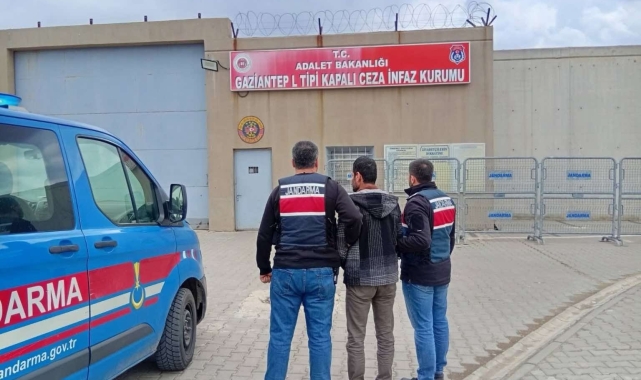 Kesinleşmiş cezası bulunan 2 şahıs yakalandı