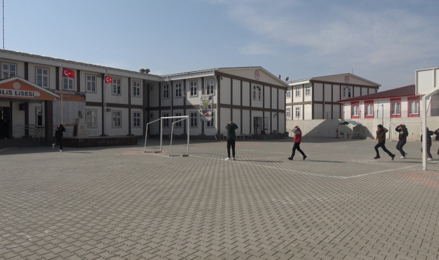 Kilis Lisesi'nde deprem tatbikatı