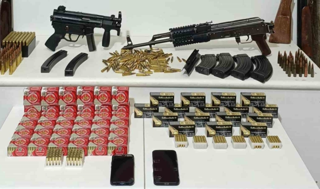 Kırıkkale'de yasa dışı silah ticareti operasyonu: 3 gözaltı