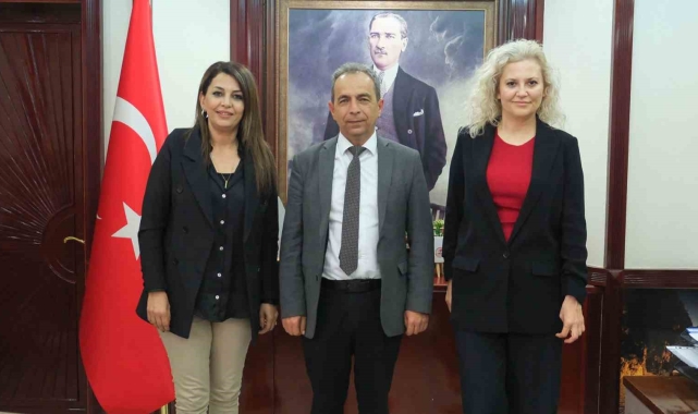 Kızılay otobüsü Kemer'e geliyor